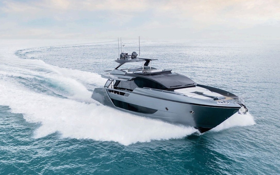 Riva Diva, 82 ft