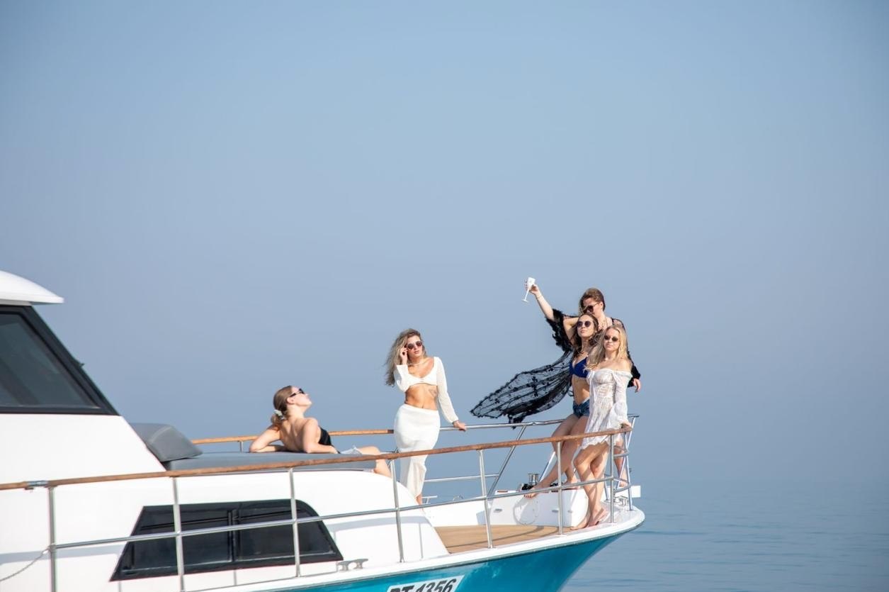 Vogue Hatteras — photo 6