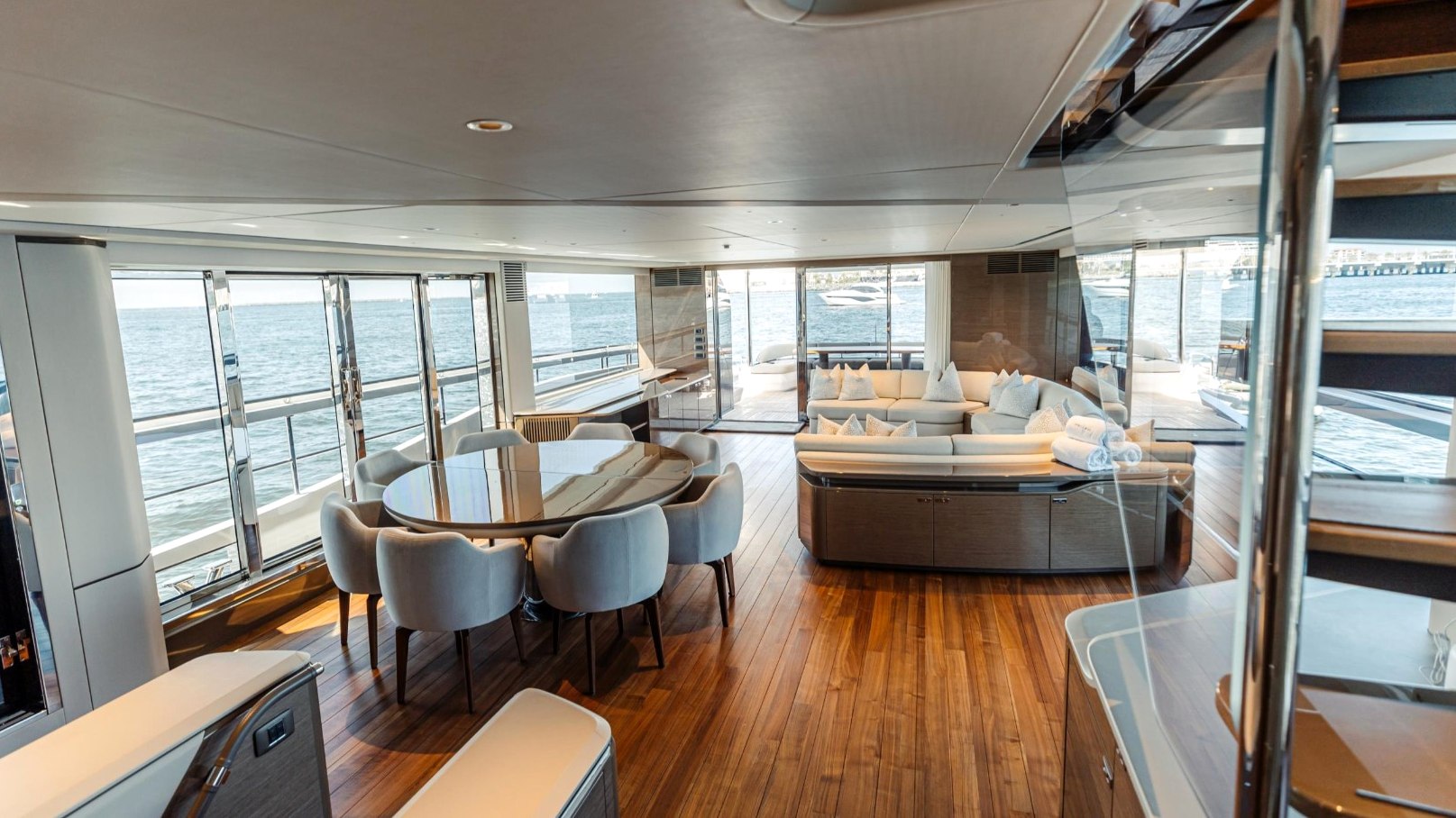 Princess 95X Super-flybridge — photo 6