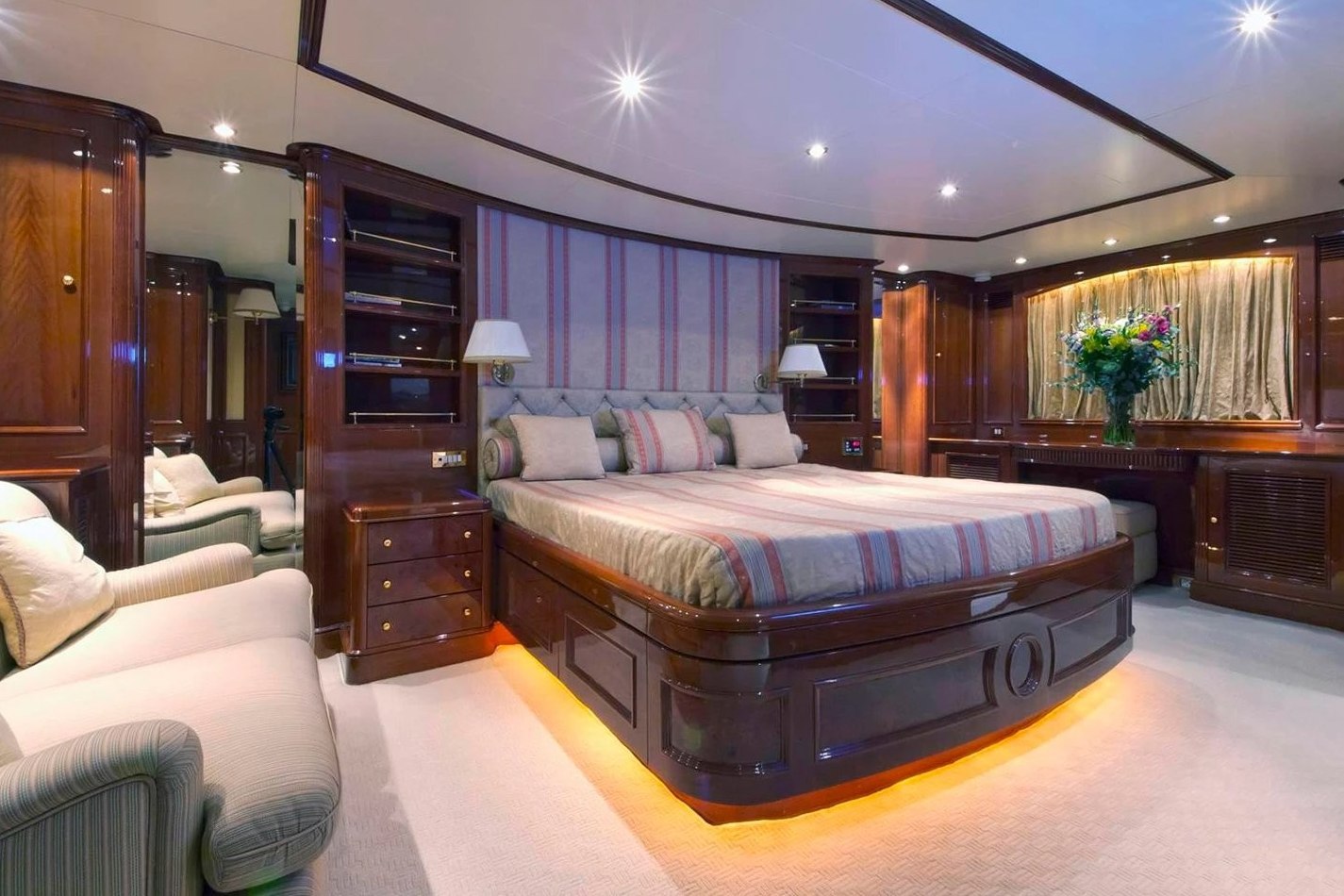 Benetti Gallus — photo 2